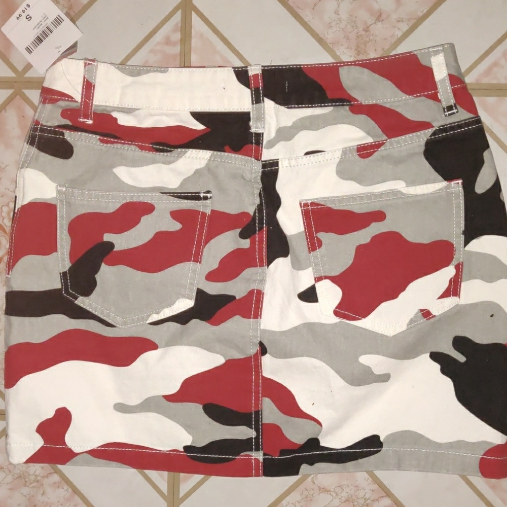 Forever 21 Skirt - Picture 5 of 8